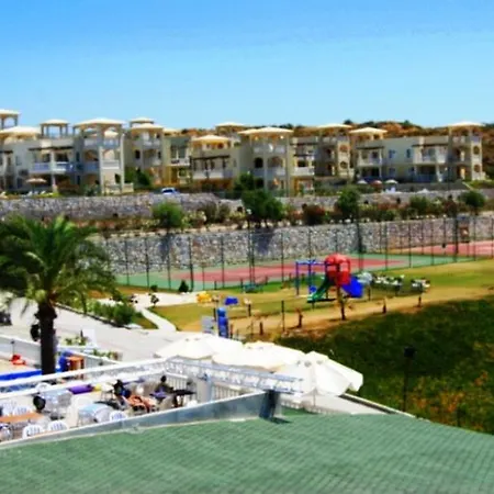 Вилла Evoteli Group Flamingo 3+1 Ozel Havuzlu